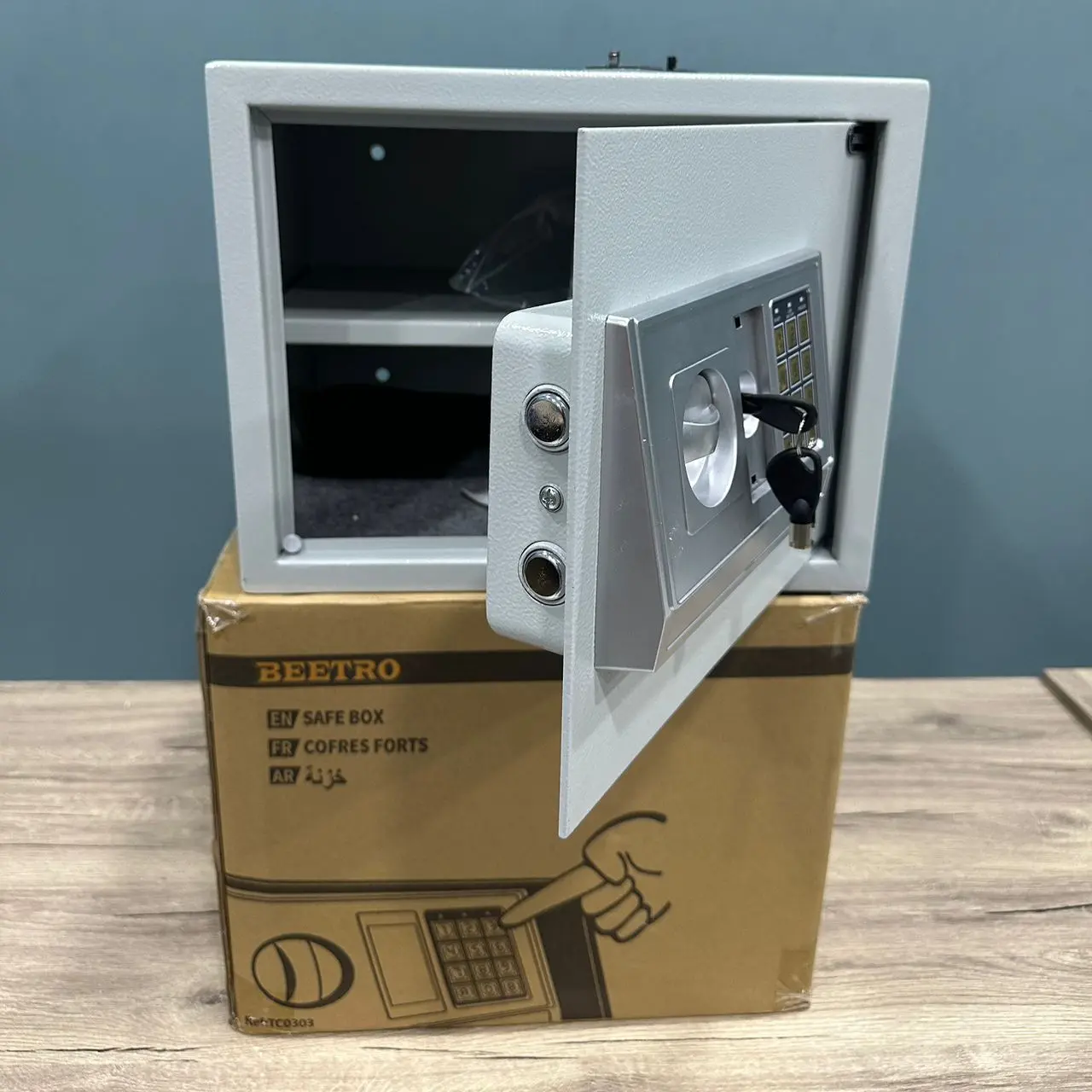 COFFRE BEETRO TC0303 380X300X300 GRIS